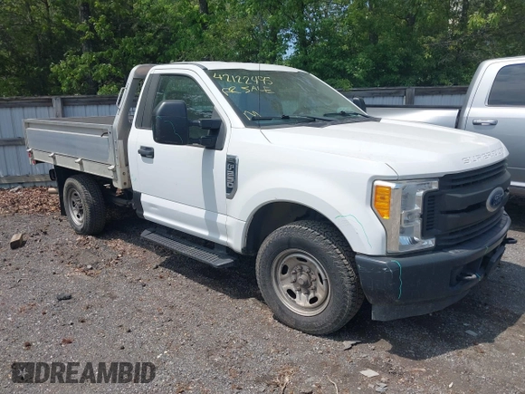 2017 Ford Super Duty F-250 SRW XL with VIN 1FDBF2A60HEC81863, listed as a IAAI auction lot 42122495 with 70,532 mi miles. Bid and sale history available at carsss.com. Image 1.