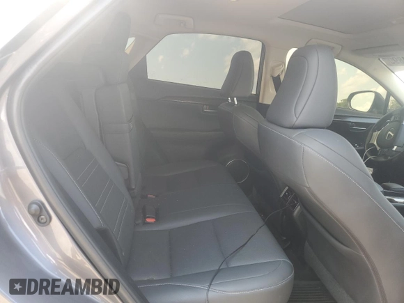 2020 Lexus NX 300 z VIN JTJDARDZ8L5014034, wystawiony jako Copart lot #59514895 z przebiegiem 62 137 mil mil oraz Szkoda całkowita • Salvage title. Historia ofert i sprzedaży dostępna na DreamBid. Obrazek 10.