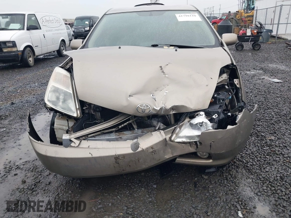2005 Toyota Prius with VIN JTDKB20U253064323, listed as a IAAI auction lot 41798110 with 207,734 mi miles. Bid and sale history available at carsss.com. Image 6.