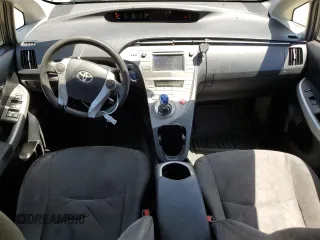 2015 Toyota Prius Four with VIN JTDKN3DU1F1977532, listed as a Copart auction lot 57658505 with 261,964 mi miles and Salvage title. Bid and sale history available at DreamBid. Image 8.