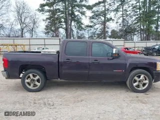 2008 Chevrolet Silverado 1500 LTZ with VIN 2GCEC13Y281121522, listed as a IAAI auction lot 41636172 with 274,769 mi miles. Bid and sale history available at carsss.com. Image 13.