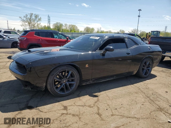 2019 Dodge Challenger R/T Scat Pack z VIN 2C3CDZFJ0KH707009, wystawiony jako Copart lot #55480675 z przebiegiem 104 637 mil mil oraz Czysty tytuł • Clean title. Historia ofert i sprzedaży dostępna na DreamBid. Obrazek 1.
