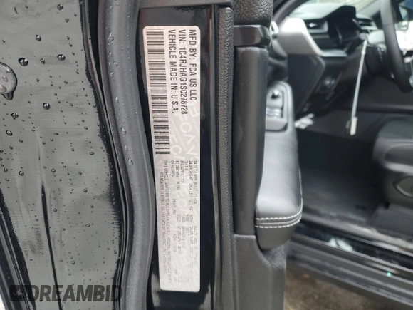 2025 Jeep Grand Cherokee Laredo with VIN 1C4RJHAG1SC278728, listed as a Copart auction lot 45920395 with 3,850 mi miles and Salvage Title. Bid and sale history available at DreamBid. Image 13.