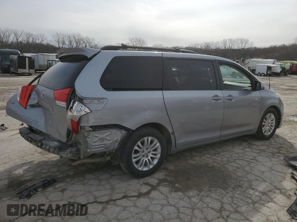 2012 Toyota Sienna XLE AAS with VIN 5TDYK3DC7CS235676, listed as a Copart auction lot 47812035 with 274,896 mi miles and Salvage Title. Bid and sale history available at carsss.com. Image 3.