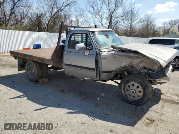1992 Dodge D/W 250 with VIN 1B7KM26C0NS501198, listed as a Copart auction lot 50317475 with 269,473 mi miles and Salvage Title. Bid and sale history available at carsss.com. Image 4.