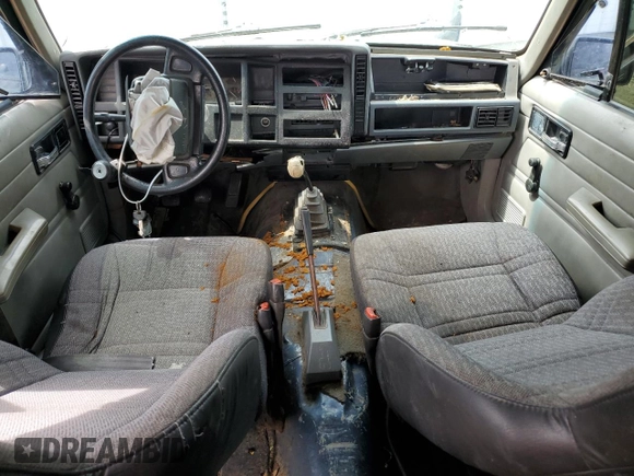 1996 Jeep Cherokee SE with VIN 1J4FT28S5TL244548, listed as a Copart auction lot 68908934 with 182,507 mi miles and Salvage Title. Bid and sale history available at carsss.com. Image 8.