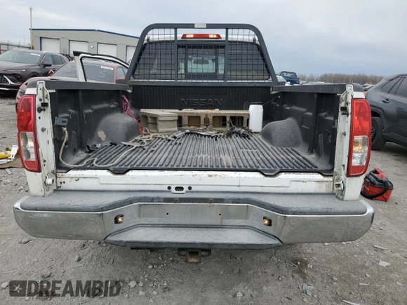 2011 Nissan Frontier SV z VIN 1N6AD0CU3BC429588, wystawiony jako Copart lot #50366045 z przebiegiem 109 132 mil mil oraz Szkoda całkowita • Salvage title. Historia ofert i sprzedaży dostępna na DreamBid. Obrazek 6.