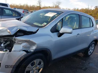 2016 Chevrolet Trax LS with VIN 3GNCJKSB6GL224009, listed as a IAAI auction lot 41312755 with 121,159 mi miles. Bid and sale history available at carsss.com. Image 14.