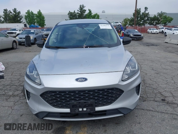 2020 Ford Escape S с VIN 1FMCU0F67LUB91776, выставлен на аукционе IAAI как лот 42386274 с пробегом 64 497 миль миль и . История ставок и продаж доступна на DreamBid. Изображение 13.