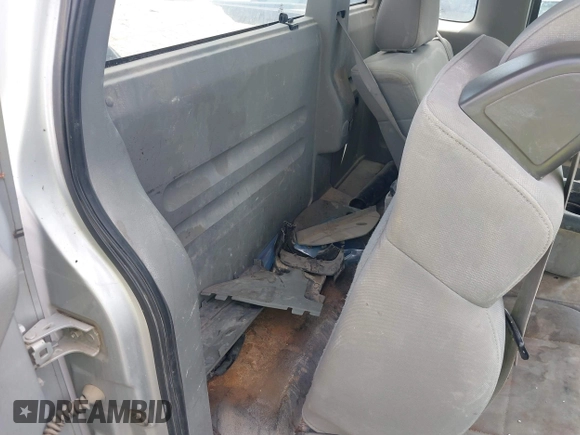 2006 Ford F-150 XL with VIN 1FTRF12W76NB41396, listed as a IAAI auction lot 42305923 with 379,283 mi miles and . Bid and sale history available at DreamBid. Image 8.