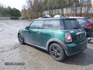 2012 MINI Hardtop with VIN WMWSU3C52CT367259, listed as a IAAI auction lot 39129362 with 121,364 mi miles and . Bid and sale history available at DreamBid. Image 3.