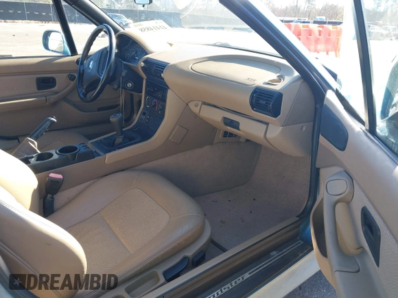 1996 BMW 3 Series Z3 1.9 with VIN 4USCH7320TLB75621, listed as a IAAI auction lot 41414858 with 96,609 mi miles and . Bid and sale history available at carsss.com. Image 5.