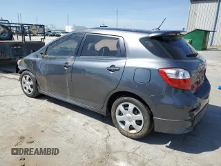 2010 Toyota Matrix S z VIN 2T1KE4EE7AC038080, wystawiony jako Copart lot #52586595 z przebiegiem 159 301 mil mil oraz Szkoda całkowita • Salvage title. Historia ofert i sprzedaży dostępna na DreamBid. Obrazek 2.