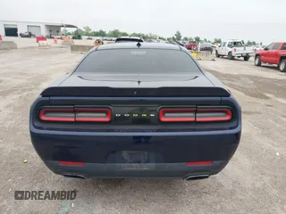 2016 Dodge Challenger SXT Plus z VIN 2C3CDZAG9GH354093, wystawiony jako IAAI lot #42107861 z przebiegiem 131 427 mil mil oraz . Historia ofert i sprzedaży dostępna na DreamBid. Obrazek 17.