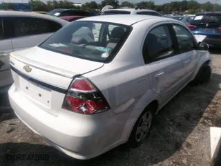 2011 Chevrolet Aveo LT w/1LT with VIN KL1TD5DE4BB128342, listed as a IAAI auction lot 33727964 with 1 mi miles. Bid and sale history available at carsss.com. Image 4.