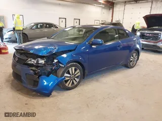 2013 Kia Forte Koup EX with VIN KNAFU6A29D5656754, listed as a IAAI auction lot 41067933 with NaN miles. Bid and sale history available at carsss.com. Image 17.