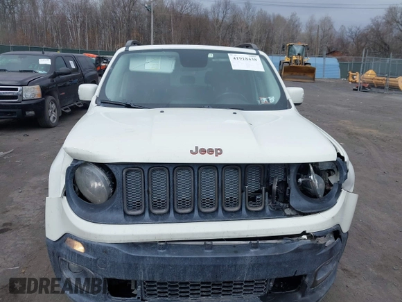 2016 Jeep Renegade Latitude with VIN ZACCJBBT7GPE10859, listed as a IAAI auction lot 41918438 with 117,036 mi miles. Bid and sale history available at carsss.com. Image 12.