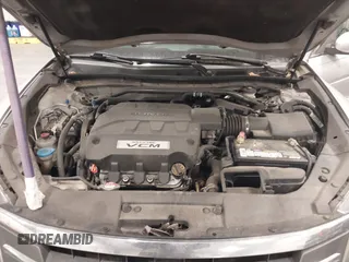 2011 Honda Accord Crosstour EX-L with VIN 5J6TF2H55BL004239, listed as a IAAI auction lot 42006683 with 232,077 mi miles. Bid and sale history available at carsss.com. Image 10.