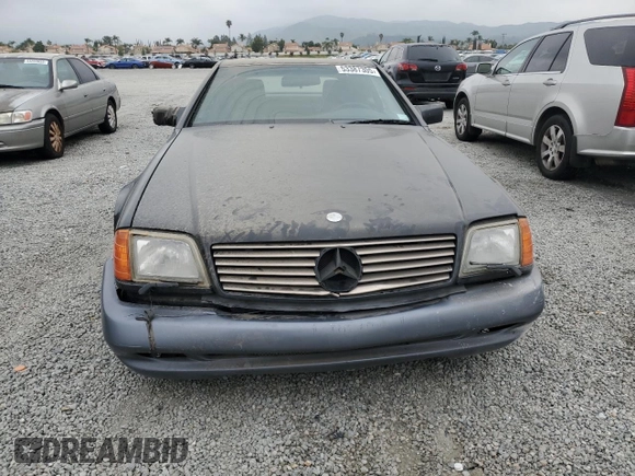 1990 Mercedes-Benz 500 z VIN WDBFA66E2LF013247, wystawiony jako Copart lot #53387305 z przebiegiem 121 472 mil mil oraz Szkoda całkowita • Salvage title. Historia ofert i sprzedaży dostępna na DreamBid. Obrazek 5.