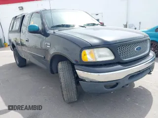 1999 Ford F-150 XL with VIN 1FTRX18L8XNB25526, listed as a IAAI auction lot 41970764 with 1 mi miles. Bid and sale history available at carsss.com. Image 1.