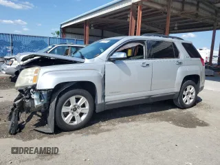 2013 GMC Terrain SLE z VIN 2GKALSEK0D6295457, wystawiony jako Copart lot #51103055 z przebiegiem 110 516 mil mil oraz Szkoda całkowita • Salvage title. Historia ofert i sprzedaży dostępna na DreamBid. Obrazek 1.