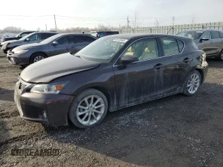 2013 Lexus CT 200h z VIN JTHKD5BH7D2125213, wystawiony jako Copart lot #49122645 z przebiegiem 166 743 mil mil oraz Szkody całkowita. Historia ofert i sprzedaży dostępna na DreamBid. Obrazek 1.
