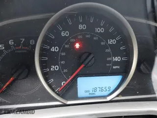 2014 Toyota RAV4 LE with VIN JTMBFREVXED078771, listed as a IAAI auction lot 40936594 with 187,659 mi miles. Bid and sale history available at carsss.com. Image 7.