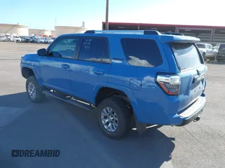 2018 Toyota 4Runner SR5 with VIN JTEBU5JR4J5587343, listed as a IAAI auction lot 41323145 with 51,136 mi miles. Bid and sale history available at carsss.com. Image 3.