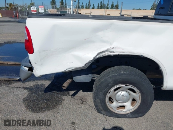 2006 Toyota Tundra SR5 with VIN 5TBRU34116S468950, listed as a IAAI auction lot 41723659 with 63,968 mi miles and . Bid and sale history available at carsss.com. Image 6.