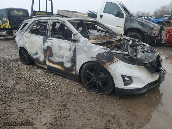 2020 Chevrolet Equinox LT with VIN 3GNAXUEVXLS725444, listed as a Copart auction lot 51470185 with 0 mi miles and Non Repairable. Bid and sale history available at carsss.com. Image 4.
