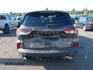 2020 Ford Escape SE with VIN 1FMCU0G65LUB92150, listed as a IAAI auction lot 42180867 with 39,413 mi miles and . Bid and sale history available at DreamBid. Image 16.