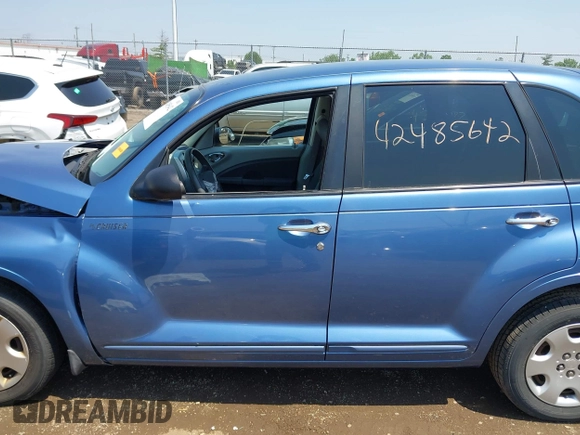 2006 Chrysler PT Cruiser Touring z VIN 3A4FY58B06T375074, wystawiony jako IAAI lot #42485642 z przebiegiem 78 709 mil mil oraz . Historia ofert i sprzedaży dostępna na DreamBid. Obrazek 14.