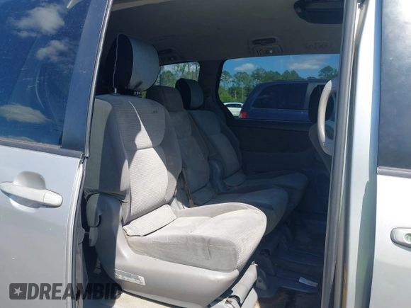 2007 Toyota Sienna CE with VIN 5TDZK23CX7S037146, listed as a IAAI auction lot 41916791 with 220,366 mi miles. Bid and sale history available at carsss.com. Image 8.