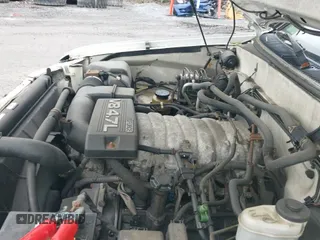 2004 Toyota Sequoia Limited with VIN 5TDBT48A44S228011, listed as a IAAI auction lot 42281425 with 172,772 mi miles and . Bid and sale history available at DreamBid. Image 13.