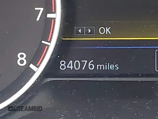2016 Nissan Maxima SV z VIN 1N4AA6AP1GC406366, wystawiony jako IAAI lot #42266174 z przebiegiem 84 076 mil mil oraz . Historia ofert i sprzedaży dostępna na DreamBid. Obrazek 15.
