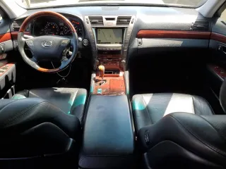 2007 Lexus LS 460 z VIN JTHBL46F775051316, wystawiony jako Copart lot #55252955 z przebiegiem 160 404 mil mil oraz Szkoda całkowita • Salvage title. Historia ofert i sprzedaży dostępna na DreamBid. Obrazek 8.