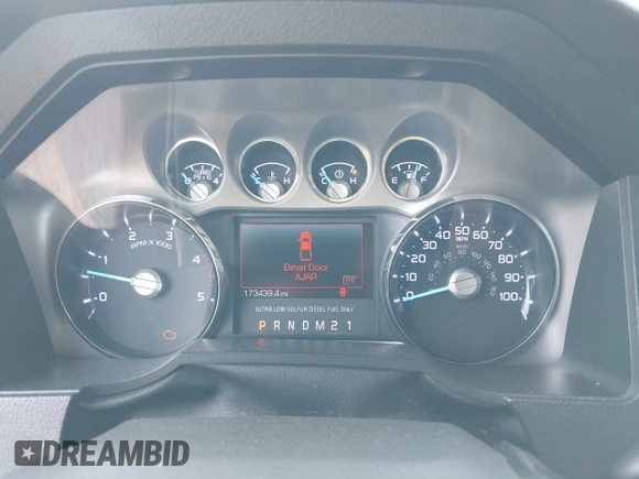 2014 Ford F-250 XL with VIN 1FT7W2BT4EEB18143, listed as a IAAI auction lot 42435794 with 173,439 mi miles and . Bid and sale history available at DreamBid. Image 7.
