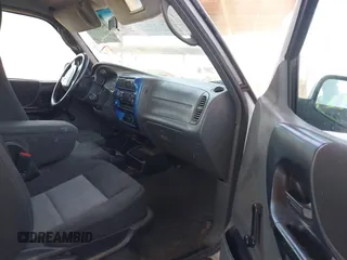 2004 Ford Ranger XL Fleet with VIN 1FTYR15E84PA94631, listed as a IAAI auction lot 42511100 with 229,926 mi miles and . Bid and sale history available at DreamBid. Image 5.