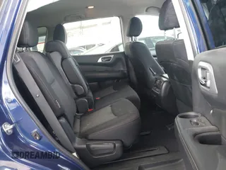 2020 Nissan Pathfinder S with VIN 5N1DR2AN0LC643623, listed as a IAAI auction lot 41798162 with 110,517 mi miles. Bid and sale history available at carsss.com. Image 8.