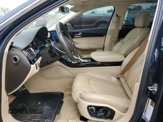 2017 Audi A8 z VIN WAU44AFD9HN002783, wystawiony jako Copart lot #44633125 z przebiegiem 110 066 mil mil oraz Szkoda całkowita • Salvage title. Historia ofert i sprzedaży dostępna na DreamBid. Obrazek 7.