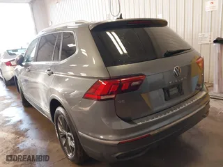2022 Volkswagen Tiguan SE with VIN 3VV2B7AX5NM165068, listed as a IAAI auction lot 41520963 with 24,829 mi miles. Bid and sale history available at carsss.com. Image 3.