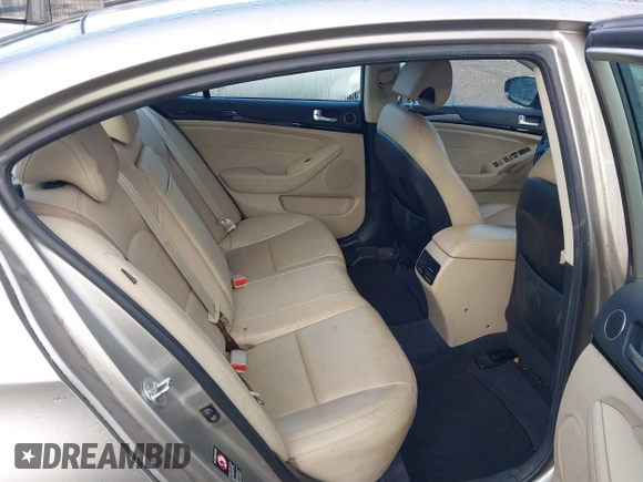 2014 Kia Cadenza Premium with VIN KNALN4D72E5143262, listed as a IAAI auction lot 41663400 with 176,471 mi miles. Bid and sale history available at carsss.com. Image 8.
