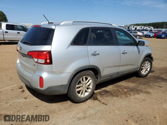 2014 Kia Sorento LX with VIN 5XYKTCA68EG530688, listed as a Copart auction lot 48933885 with 0 mi miles and Salvage Title. Bid and sale history available at carsss.com. Image 3.