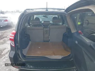 2009 Toyota RAV4 z VIN 2T3ZF31VX9W007161, wystawiony jako IAAI lot #41360511 z przebiegiem 79 216 mil mil oraz . Historia ofert i sprzedaży dostępna na DreamBid. Obrazek 8.