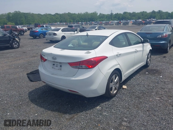 2013 Hyundai Elantra Limited с VIN 5NPDH4AEXDH352278, выставлен на аукционе IAAI как лот 42233510 с пробегом 200 382 миль миль и . История ставок и продаж доступна на DreamBid. Изображение 4.