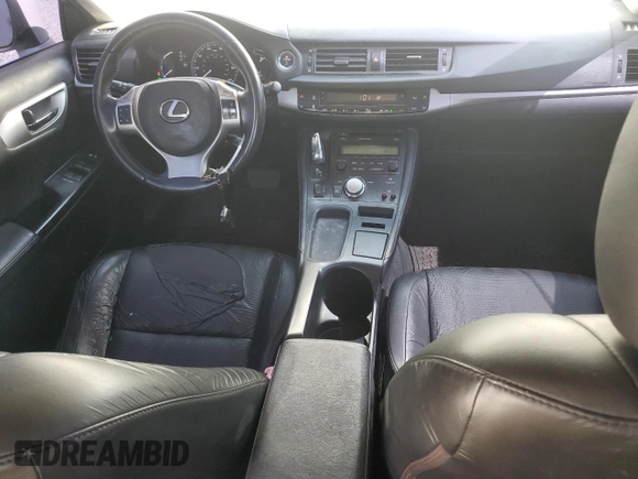 2011 Lexus CT 200h z VIN JTHKD5BH5B2016102, wystawiony jako Copart lot #53171375 z przebiegiem 244 136 mil mil oraz Tytuł czysty. Historia ofert i sprzedaży dostępna na DreamBid. Obrazek 8.