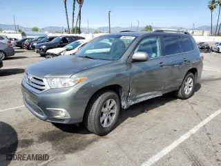 2013 Toyota Highlander with VIN 5TDZA3EH4DS037902, listed as a Copart auction lot 48623765 with 124,905 mi miles and Salvage Title. Bid and sale history available at carsss.com. Image 1.