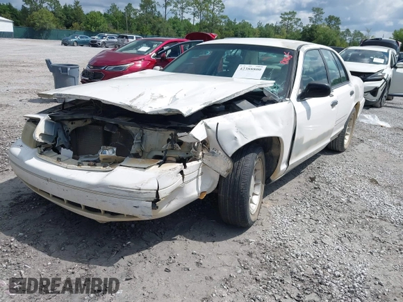 2001 Ford Crown Victoria LX z VIN 2FAFP74W81X102216, wystawiony jako IAAI lot #42388800 z przebiegiem 225 623 mil mil oraz . Historia ofert i sprzedaży dostępna na DreamBid. Obrazek 2.