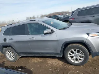 2018 Jeep Cherokee Latitude Plus with VIN 1C4PJMLX1JD550457, listed as a IAAI auction lot 41456104 with 85,931 mi miles and . Bid and sale history available at DreamBid. Image 13.