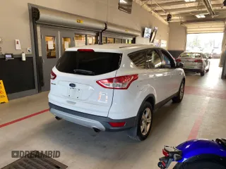 2016 Ford Escape SE с VIN 1FMCU9GX6GUC13557, выставлен на аукционе IAAI как лот 42571683 с пробегом 204 221 миль миль и . История ставок и продаж доступна на DreamBid. Изображение 1.